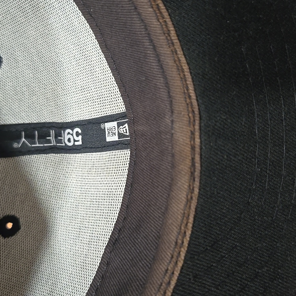 Black Baseball Cap LA - Picture 7 of 10